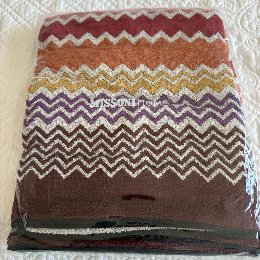 Brand New Missoni Home Multi Color Zigzag  Beach Towel